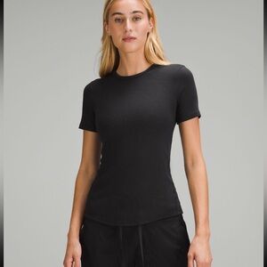 Lululemon S/S ultra soft rib crew neck Tee.